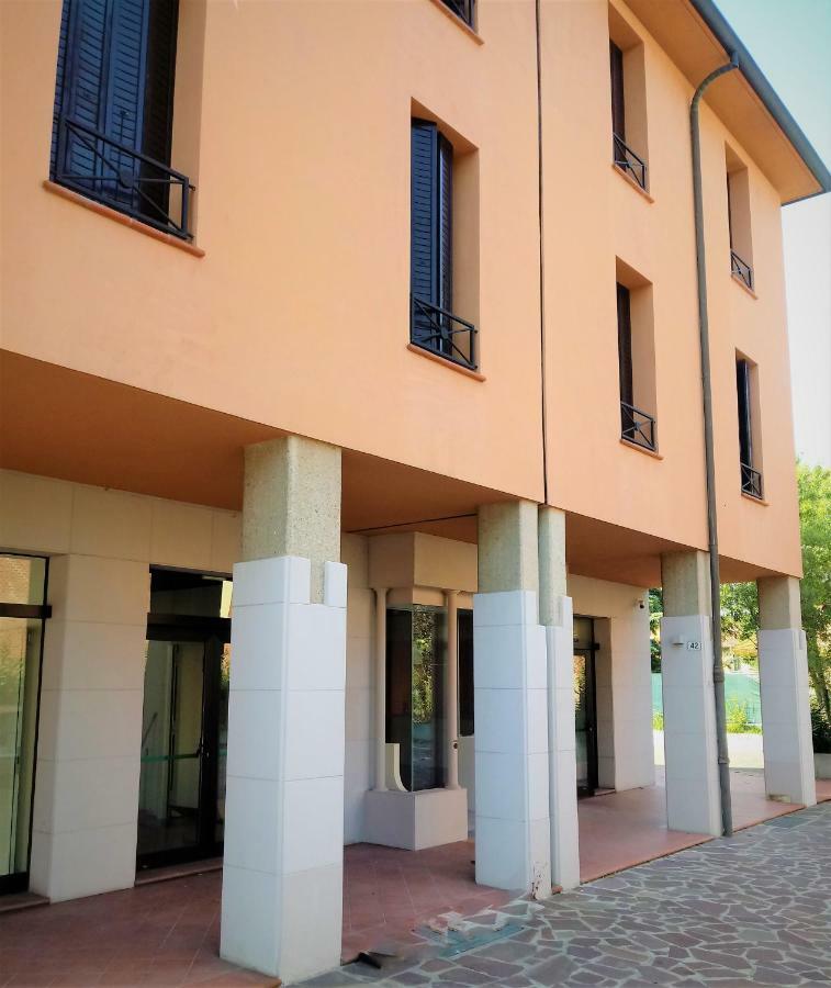 Hotel Dozza Luaran gambar